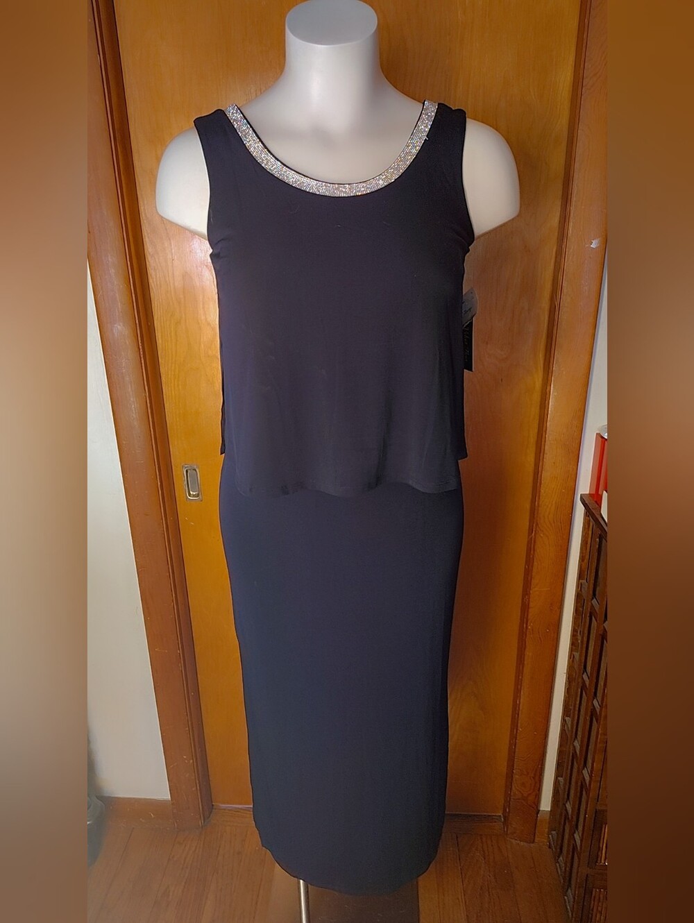 𝐕𝐞𝐥𝐯𝐞𝐭 𝐅𝐥𝐞𝐮𝐫 Navy Blue Embellished Formal Gown Size 14